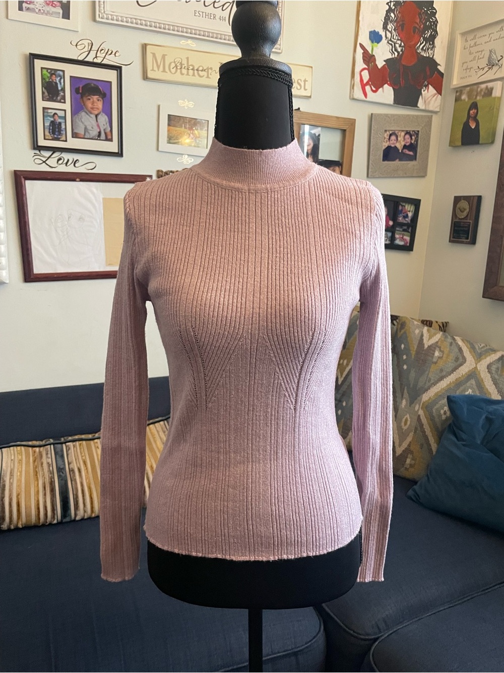 Philosophy Slim Ribbed Mock Neck Sweater in Dusty Pink